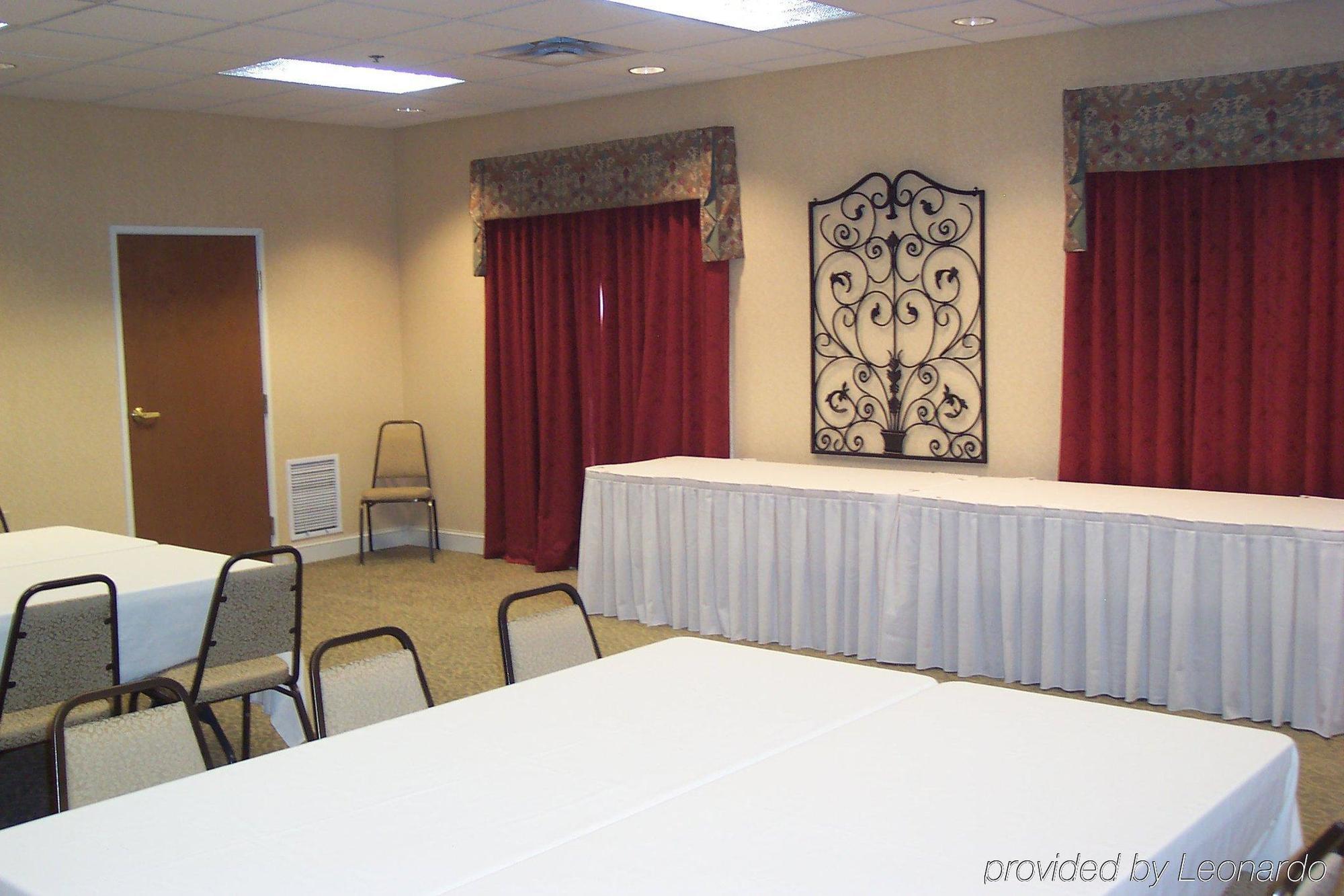 Holiday Inn Express Hotel & Suites Auburn - University Area By Ihg Facilities photo